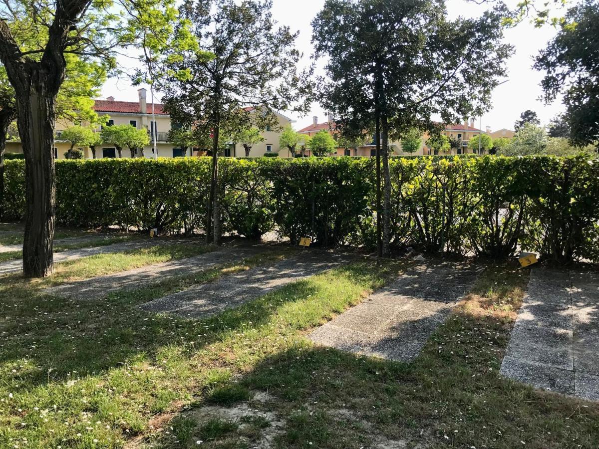 Villaggio Le Ginestre Bibione Extérieur photo