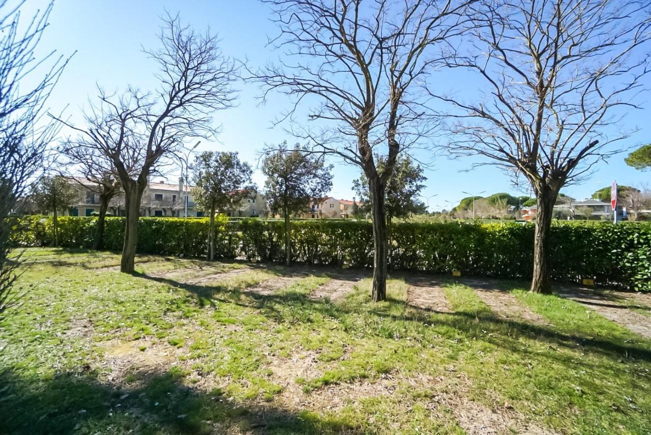 Villaggio Le Ginestre Bibione Extérieur photo